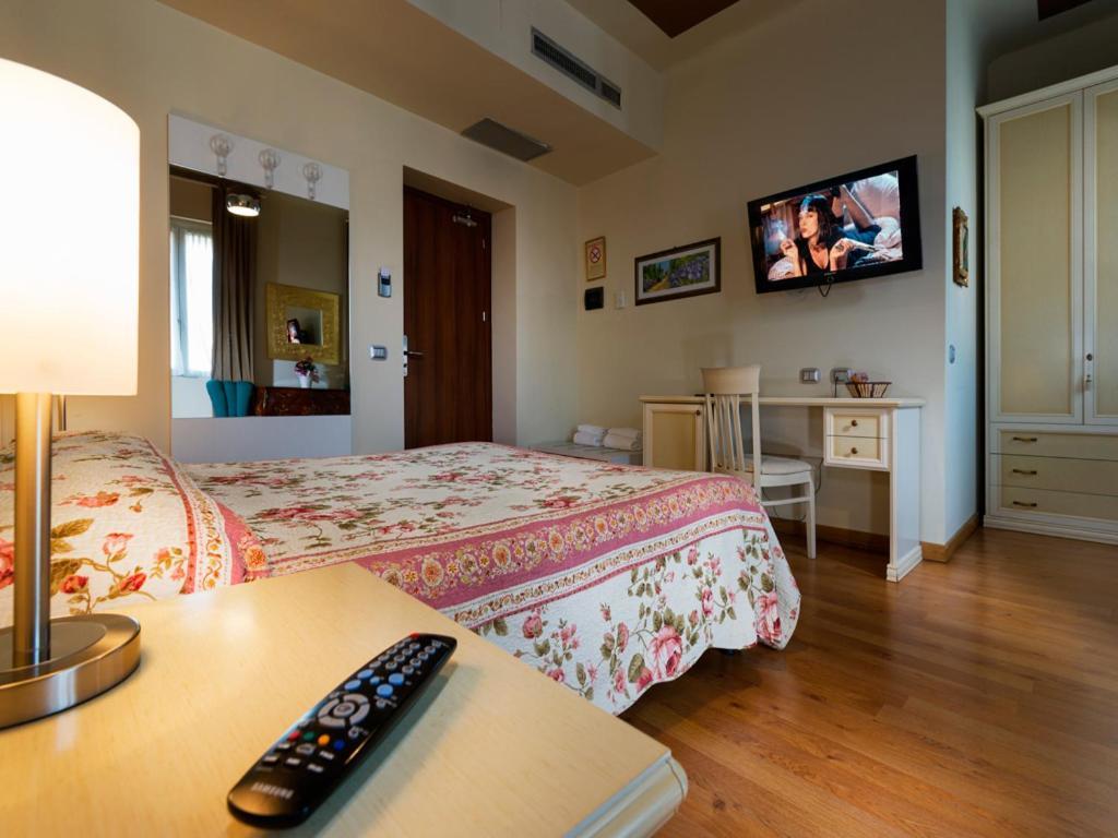 Hotel San Giorgio Tavazzano Esterno foto