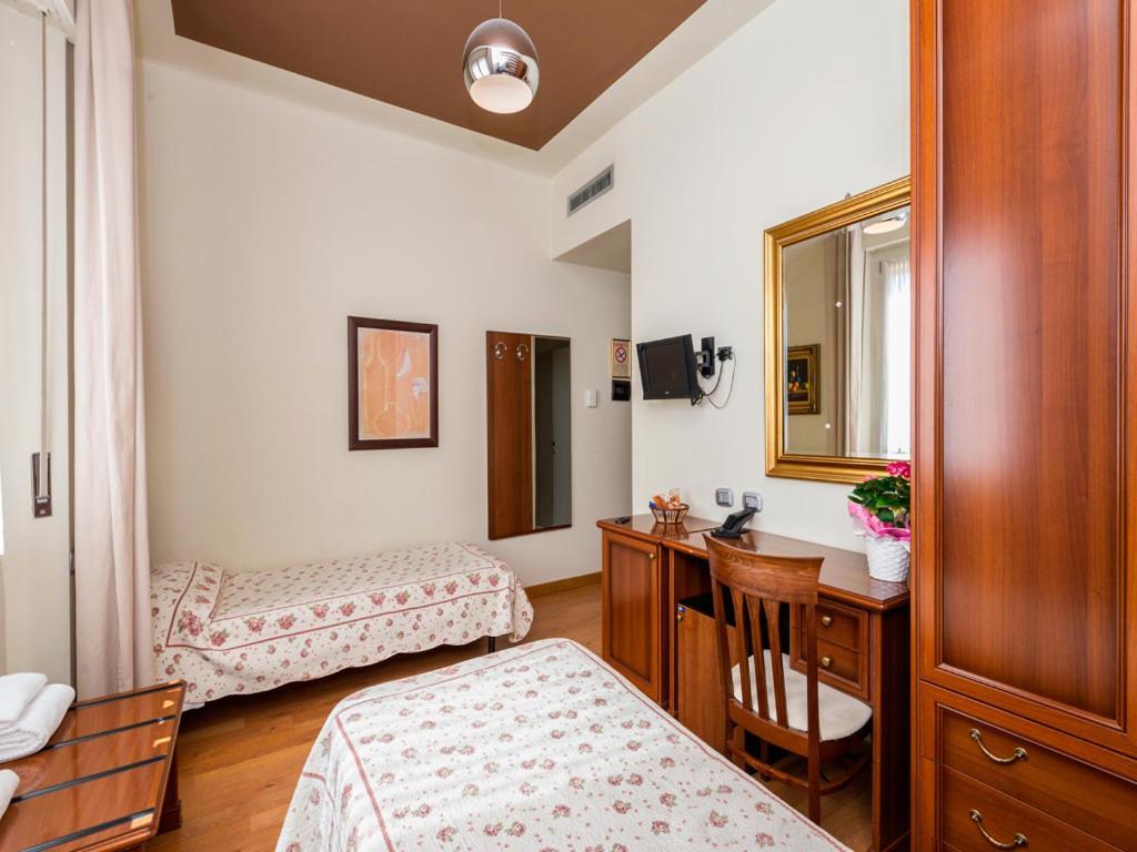 Hotel San Giorgio Tavazzano Esterno foto