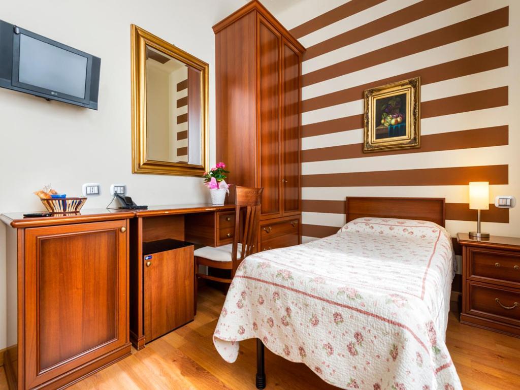 Hotel San Giorgio Tavazzano Esterno foto